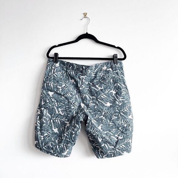 Gap Mens Reversible Bermuda Chino Floral Leaf Print Short Blue Green Size 34 - Picture 2 of 11